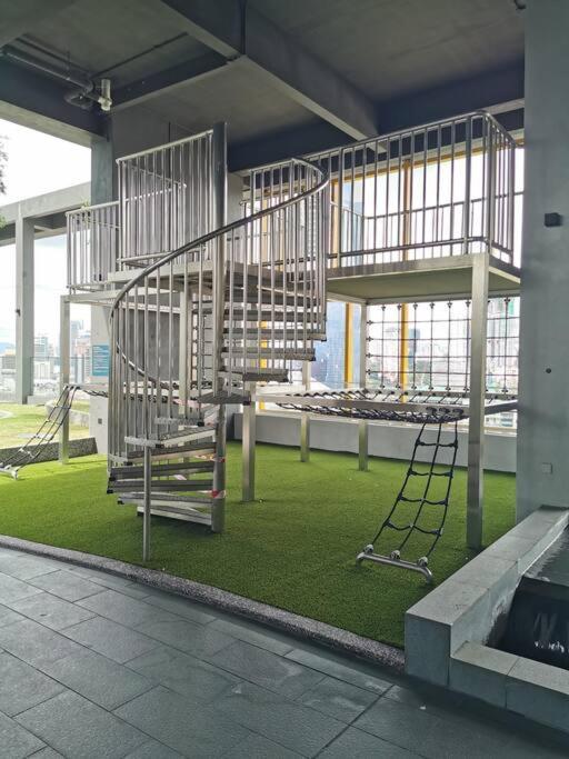 OPUS RESIDENCE KL I HomeBrickz Kuala Lumpur Eksteriør billede